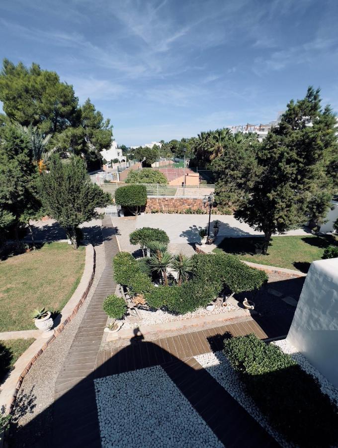 Ocean Suites Sant Antoni de Portmany Exterior foto