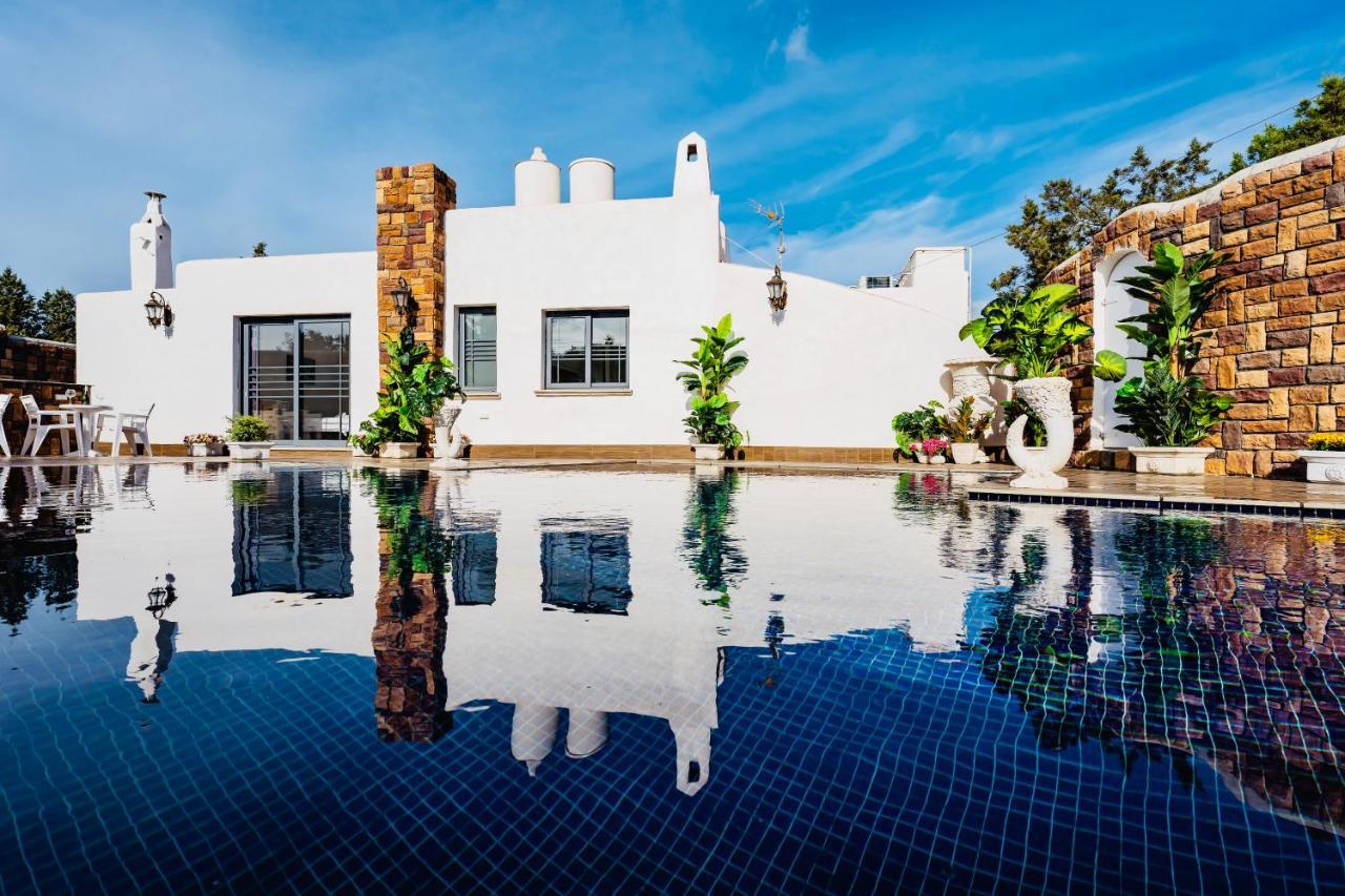 Ocean Suites Sant Antoni de Portmany Exterior foto