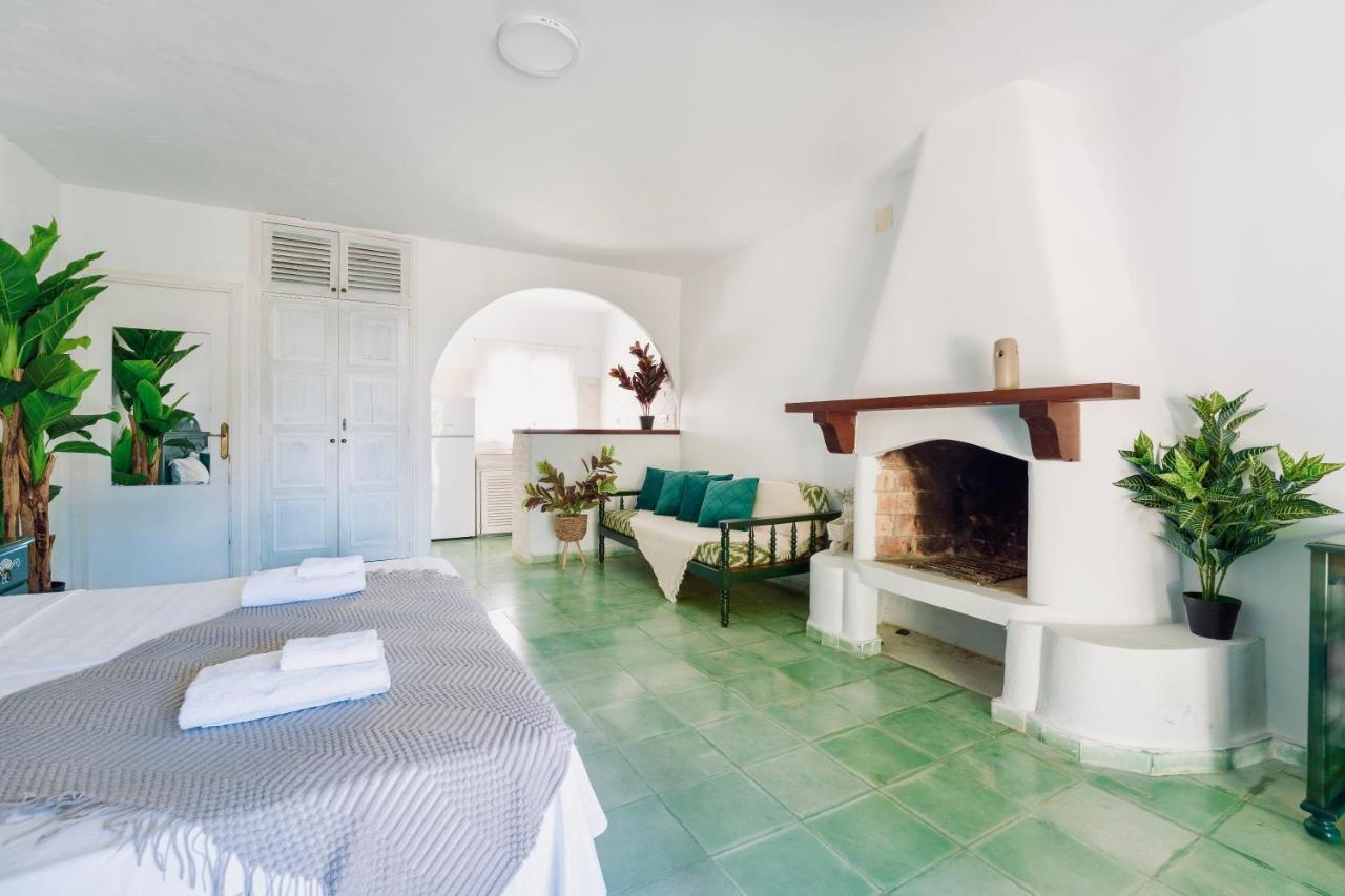 Ocean Suites Sant Antoni de Portmany Exterior foto